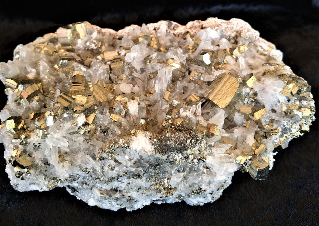 Pyrite and Quartz Cluster - 1.036kg – Agnes Water Rocks