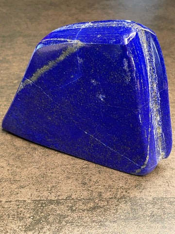 Lapis lazuli polished specimen - 634 grams